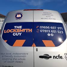 locksmith-guy